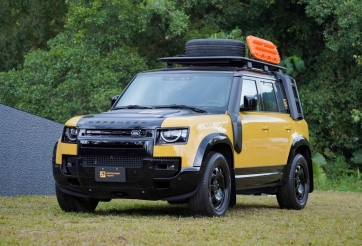 SUV off-road hạng sang Land Rover Defender Trophy sắp về Việt Nam với giá 7,489 tỷ đồng?