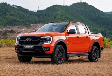 Giá bán hơn 1 tỷ đồng, Ford Ranger Wildtrak máy dầu V6 có gì đặc biệt?