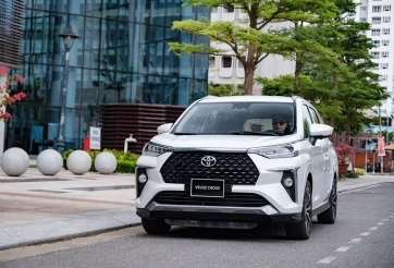 Toyota Veloz Cross là mẫu ô tô động cơ đốt trong ăn khách nhất tại Việt Nam tháng 4/2026