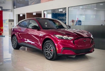 Ford Mustang Mach-E tăng doanh số sau đợt giảm giá mạnh