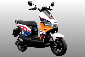Xe máy điện đổi pin VinFast Flazz Max có giá gần 15 triệu đồng, chạy tối đa 85 km/sạc
