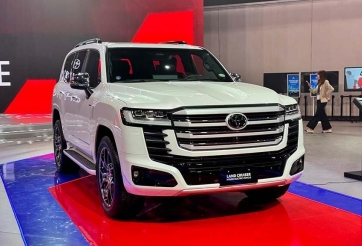 Toyota Land Cruiser Hybrid cập bến Đông Nam Á, chờ ngày về Việt Nam