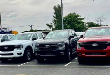 Ford Ranger 2026 bản tiêu chuẩn âm thầm được nâng cấp: Đổi sang hộp số 10 cấp, giá bán giữ nguyên