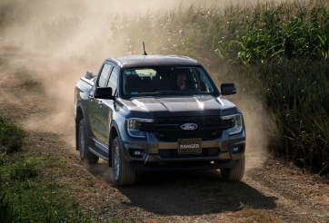 Ford Ranger 2026 chốt giá từ 707 triệu đồng, bản XLS thêm nhiều trang bị đáng chú ý