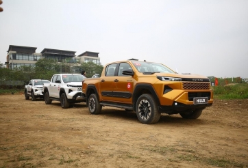 Thế hệ mới giúp Toyota Hilux tăng tốc ngoạn mục, lập kỷ lục doanh số trong tháng 6/2026
