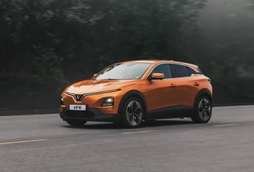 SUV cỡ B bán hơn 40.000 xe trong nửa đầu 2026, VinFast VF 6 bỏ xa loạt đối thủ chạy xăng