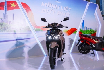 Ảnh thực tế VinFast Kinet - Xe máy điện thể thao có thể đổi pin, tầm vận hành 145 km