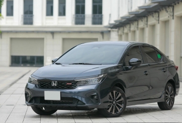 Honda City giảm tới 70 triệu đồng tại đại lý, giá thực tế xuống thấp nhất từ đầu năm