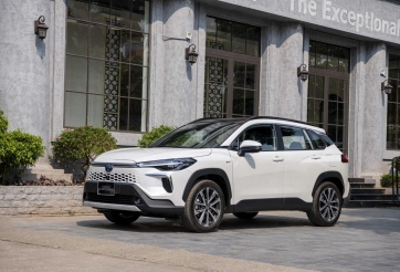 Ngày càng nhiều mẫu xe hybrid đổ bộ thị trường ô tô Việt Nam