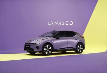 Mới trình làng Việt Nam không lâu, Lynk & Co 02 đã có bản nâng cấp tại quê nhà