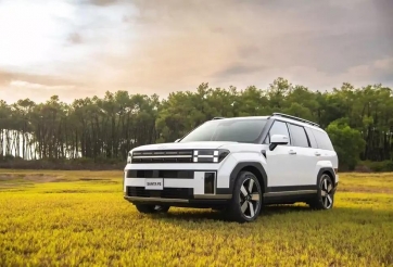 Hyundai Santa Fe tiếp tục được ưu đãi tới 220 triệu đồng trong tháng 9/2026