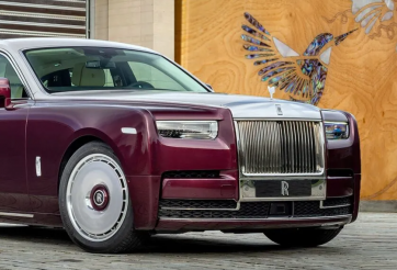 Chiêm ngưỡng chiếc Rolls-Royce Phantom đầu tiên dùng vỏ bào ngư để trang trí nội thất