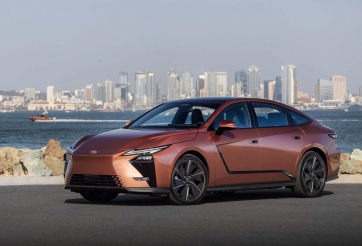 Lexus Việt Nam 'nhá hàng' mẫu xe mới: Là sedan, có cả phiên bản thuần điện và hybrid