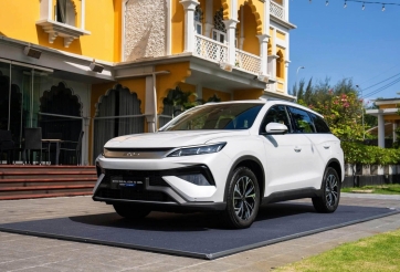 Cận cảnh BYD Sealion 5 bản tiêu chuẩn tại Việt Nam: Giá tiệm cận SUV cỡ B nhưng phải đánh đổi những gì?