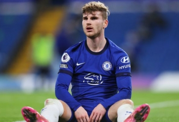 Chelsea sa sút: Sự non nớt với 'men say chiến thắng'