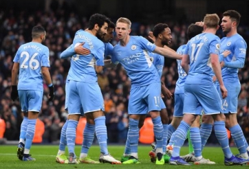 Man City vô địch lượt đi sau trận cầu điên rồ 9 bàn thắng với Leicester