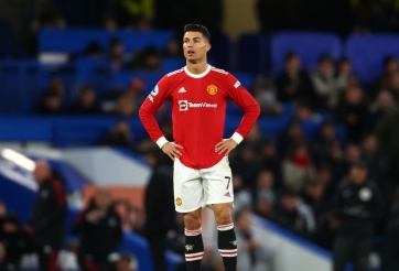 Bị gạch tên trong trận MU thắng Villa, Ronaldo chính thức bị Rangnick 'trảm'?