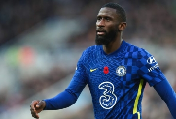 Chia tay Rudiger, Chelsea gây sốc khi 'tậu' hậu vệ lương cao nhất thế giới?
