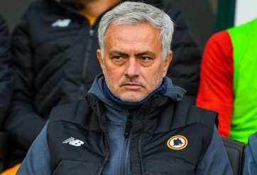 Chia tay Lukaku, Chelsea mua ngôi sao số 1 của Roma trước sự bất lực của Mourinho