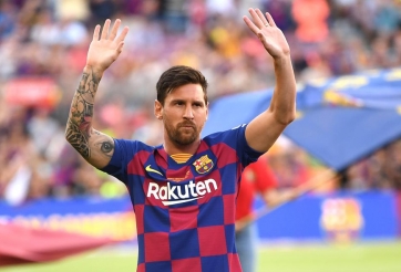 Đội trưởng Barca mời gọi Lionel Messi trở lại Camp Nou