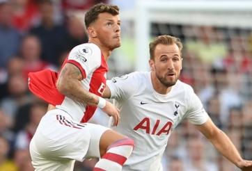 Lịch đá bù Ngoại hạng Anh 2021/22: Tottenham và Arsenal đại chiến vì top 4