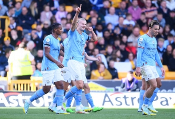 Haaland tiếp tục tỏa sáng, Man City 'cướp' ngôi đầu bảng bằng chiến thắng hủy diệt