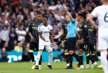 Tiền đạo vô duyên, Aston Villa 'bất lực' trước Leeds dù được chơi hơn người