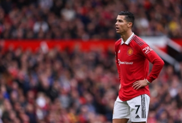 Ronaldo ghi 'hụt' 2 bàn thắng, lỗi tại phong độ hay trọng tài?