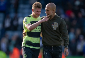 Vất vả vượt Leicester, Pep khen 'nức nở' người đóng thế Haaland