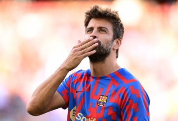 Gerrard Pique khước từ yêu cầu của Laporta trước khi giải nghệ
