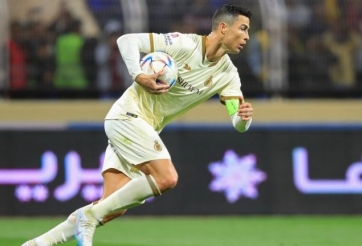 Chói sáng tại Al Nassr, Ronaldo sắp đạt kỷ lục 'viết lại lịch sử'
