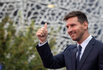 Messi nắm trong tay đề nghị hợp đồng siêu khủng, lập tức có câu trả lời