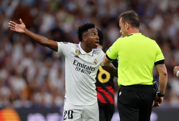 Real Madrid bị tố cáo phạm luật ngay sát giờ đá bán kết C1