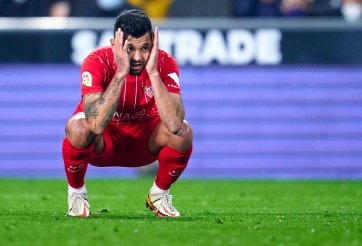 Nhà vô địch từng loại MU 'gục ngã', phải bán cả đội hình