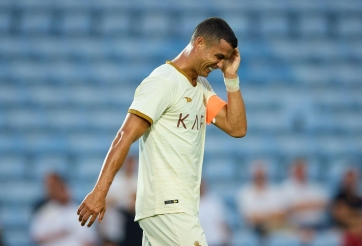 Ronaldo 'mất dạng', Al Nassr thua đậm 0-5 trước ngày gặp PSG