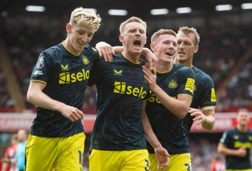 Newcastle thắng 8-0, phá kỷ lục số 1 của MU ở Ngoại hạng Anh