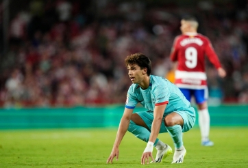 VAR không cứu phút cuối, Barca hụt hơi trước Real Madrid ở La Liga