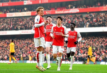 Hạ Wolves kịch tính, Arsenal xây chắc ngôi đầu Ngoại hạng Anh