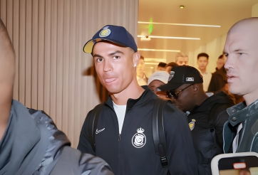 Ronaldo lần đầu lên tiếng sau khi gây 'náo loạn' ở xứ tỷ dân