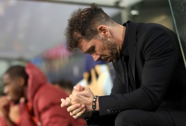 HLV Diego Simeone không xem loạt sút luân lưu ở trận lượt về