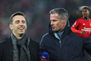 Gary Neville khiến Jamie Carragher xấu hổ vì Mainoo