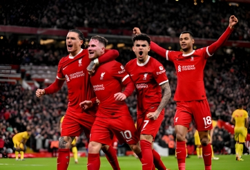 Bùng nổ Anfield, Liverpool đòi lại ngôi đầu bảng