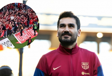 Sao Barca chúc mừng Leverkusen vô địch Bundelsiga