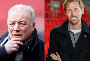 Chuyên gia chỉ trích Salah sau màn tranh cãi với Klopp