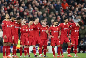 Liverpool chính thức tan mộng ăn 3
