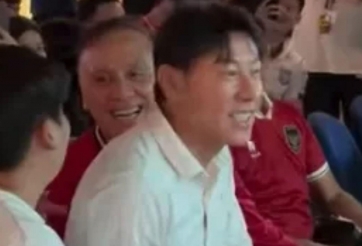 HLV Shin Tae Yong phản ứng bất ngờ với chiến thắng của Indonesia