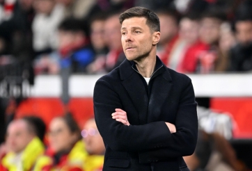 HLV Xabi Alonso lên tiếng, liệu có đến Real?