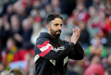 HLV Amorim: 'Chơi ở Europa League dễ hơn Ngoại hạng Anh'