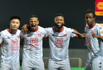 Thua Hải Phòng, Bình Định gặp khó trong cuộc đua trụ hạng