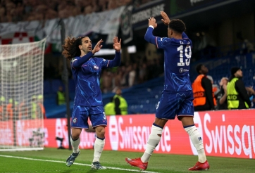 Thua trên sân nhà, Chelsea vất vả vào bán kết Conference League